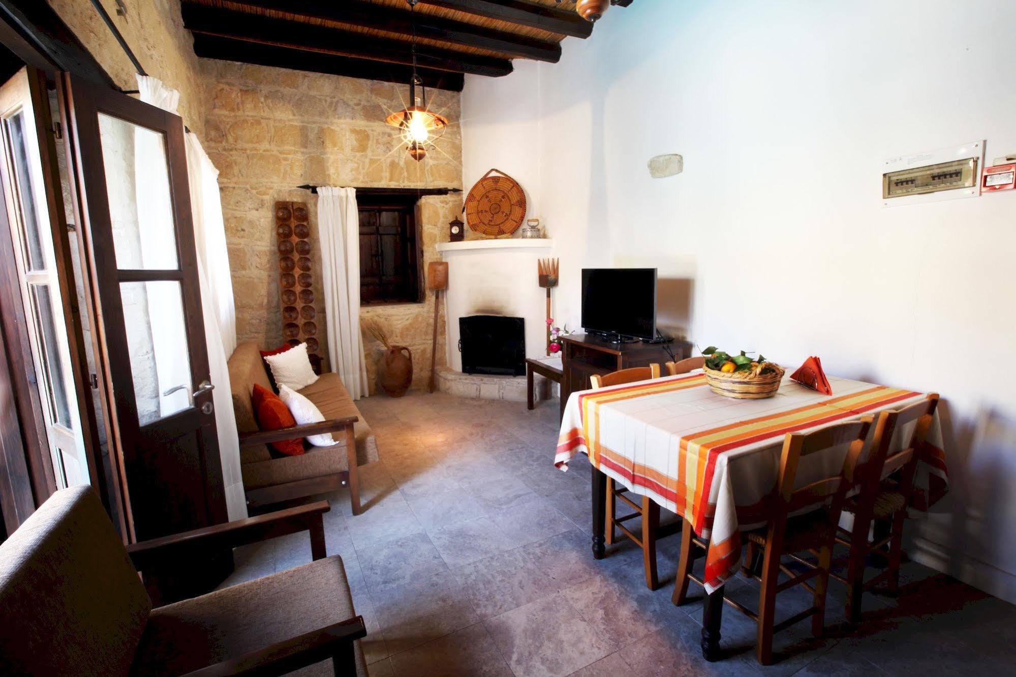 Leonidas Village Houses Gudí Kültér fotó