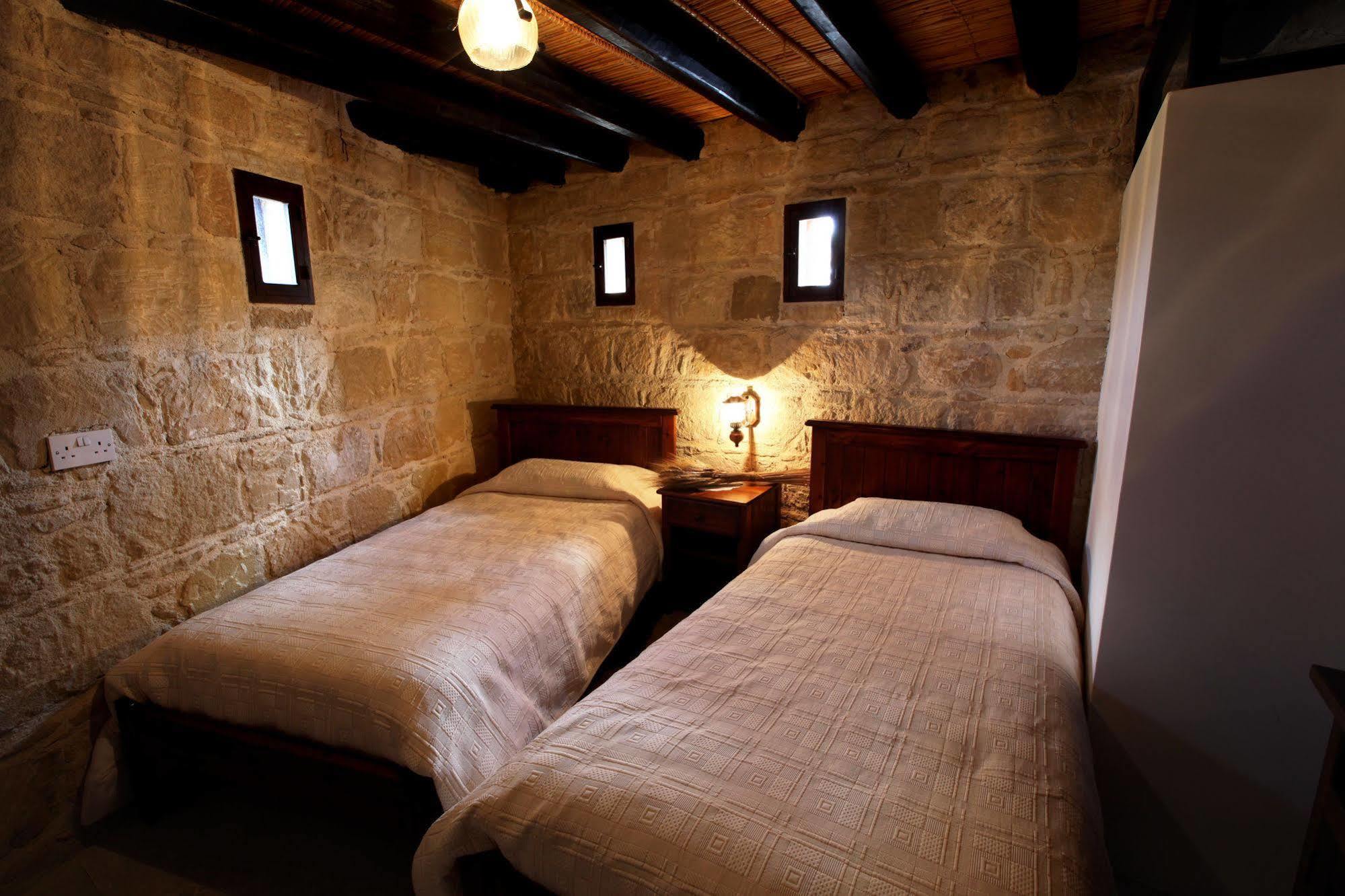 Leonidas Village Houses Gudí Kültér fotó